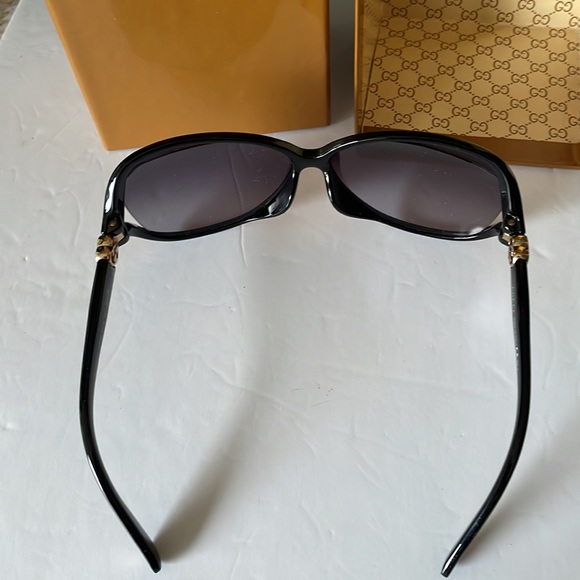 Authentic Sunglasses Gucci Made in Italy. - Picture 10 of 10